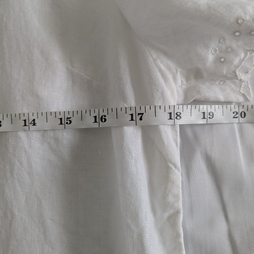J. Crew Top Women's Size 2 White Scalloped Split-Back Linen Eyelet Blouse #C4806 - Picture 13 of 14